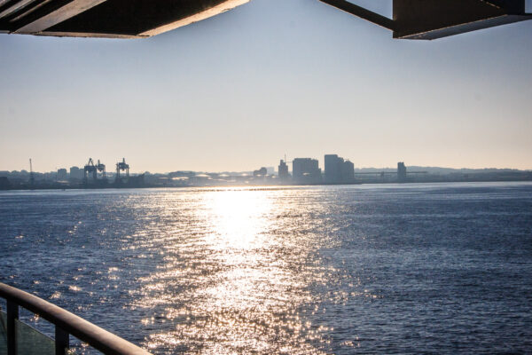 Datum: 2014:09:05 08:24:10 Ausfahrt aus Helsingborg und Abschied von Schweden