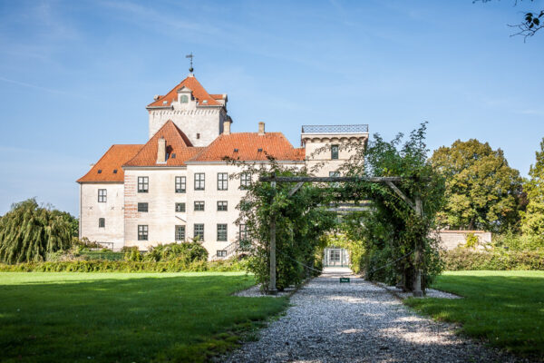 Datum: 2014:09:05 15:42:25 Schloss Gjorslev (1400)