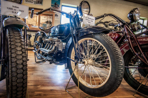 Datum: 2014:09:06 10:14:44 Stubbekøbing, Motorcykel- og Radiomuseum