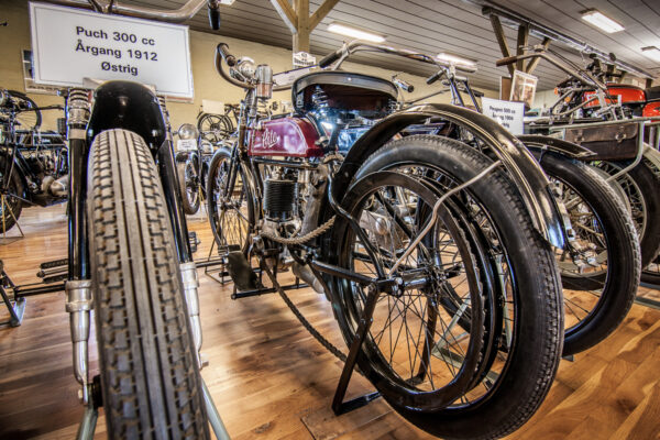 Datum: 2014:09:06 10:22:46 Stubbekøbing, Motorcykel- og Radiomuseum