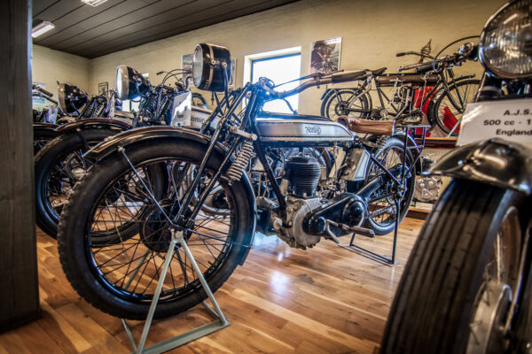 Datum: 2014:09:06 10:35:28 Stubbekøbing, Motorcykel- og Radiomuseum