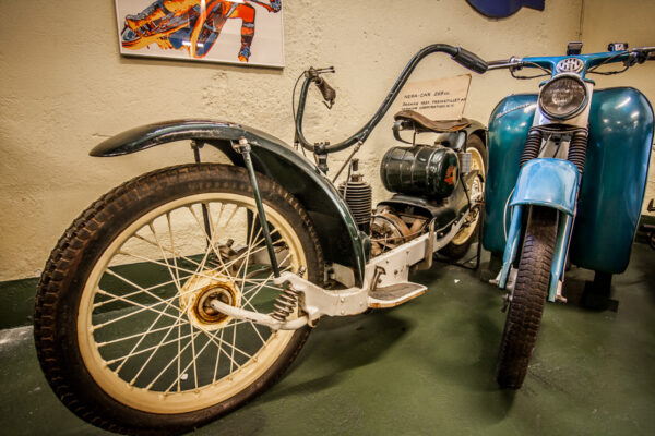 Datum: 2014:09:06 10:47:08 Stubbekøbing, Motorcykel- og Radiomuseum