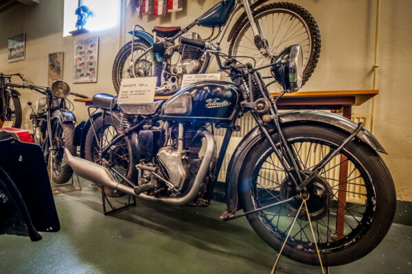 Datum: 2014:09:06 10:48:46 Stubbekøbing, Motorcykel- og Radiomuseum