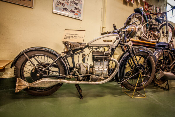 Datum: 2014:09:06 10:49:54 Stubbekøbing, Motorcykel- og Radiomuseum